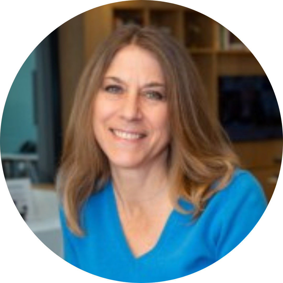 Leslie Raycraft in a circle