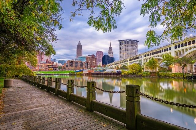 best place to retire cleveland oh downsizing help